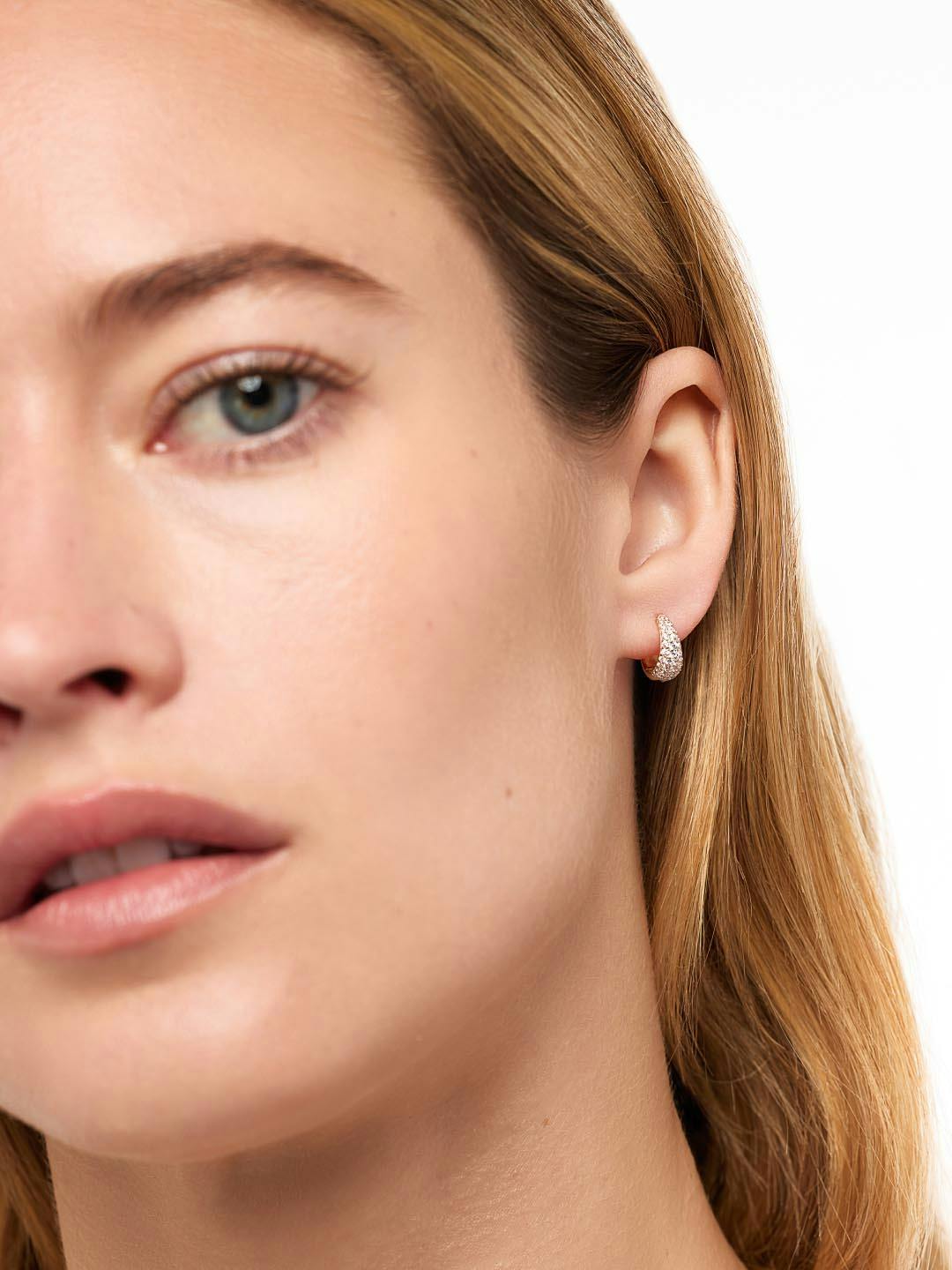 Huggie Earrings - Nate Pave