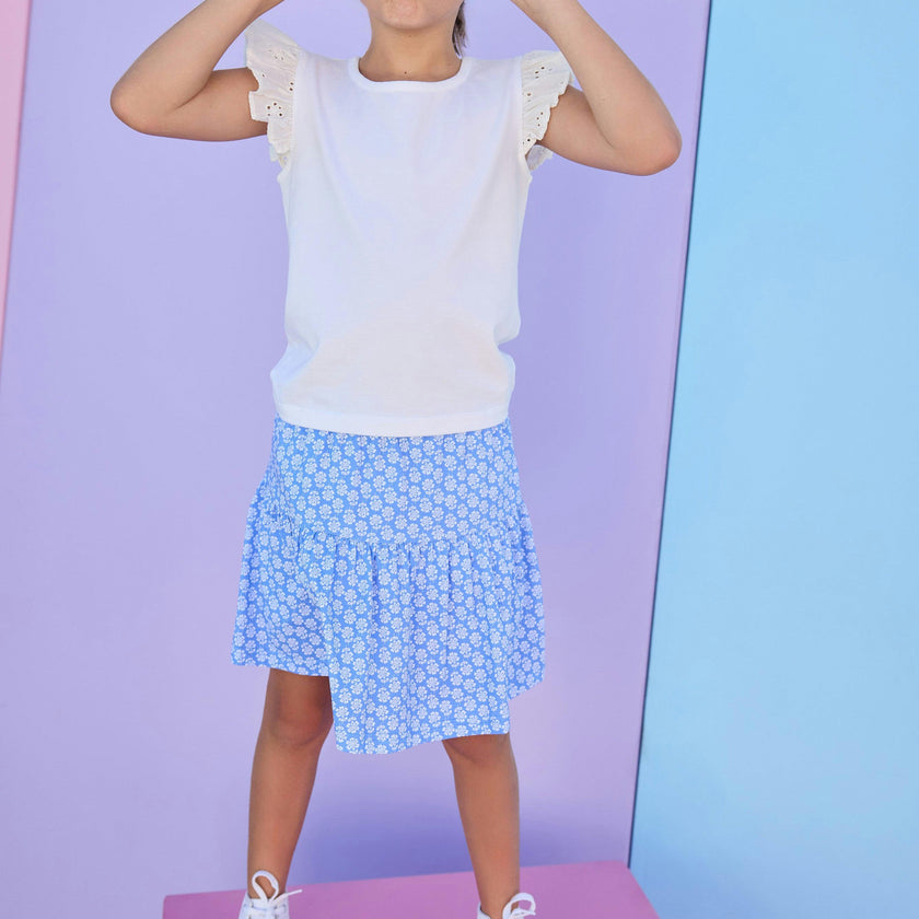 Eyelet Tank