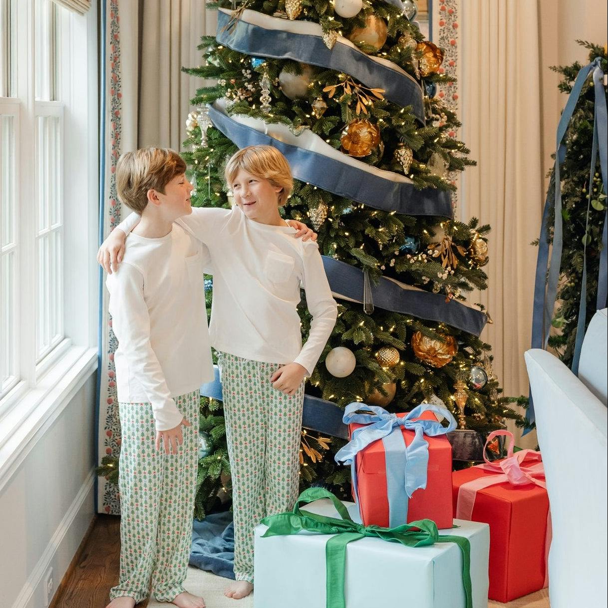 Beckett Boys' Hangout Pant - Tree Topper Stars