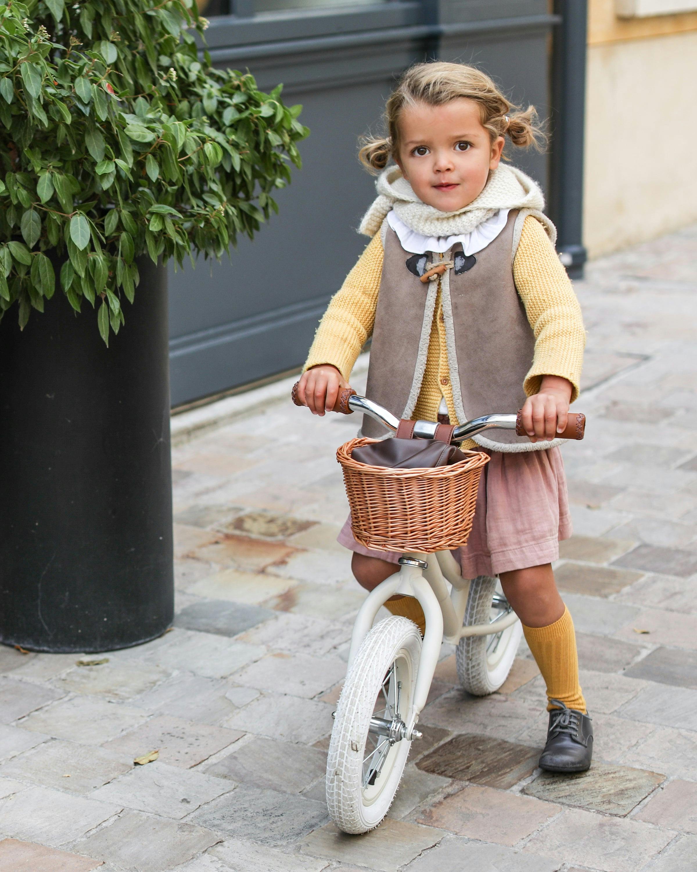 Bicycle BALANCE BIKE Ivory White + Helmet
