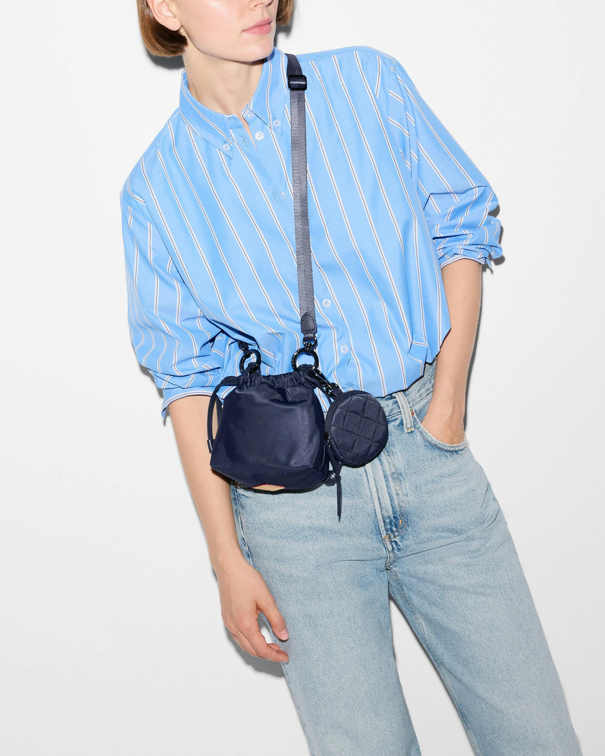 Navy Waverly Bebe
