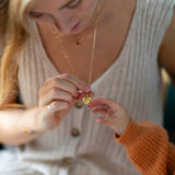 Women'S Motherlove Locket Necklace