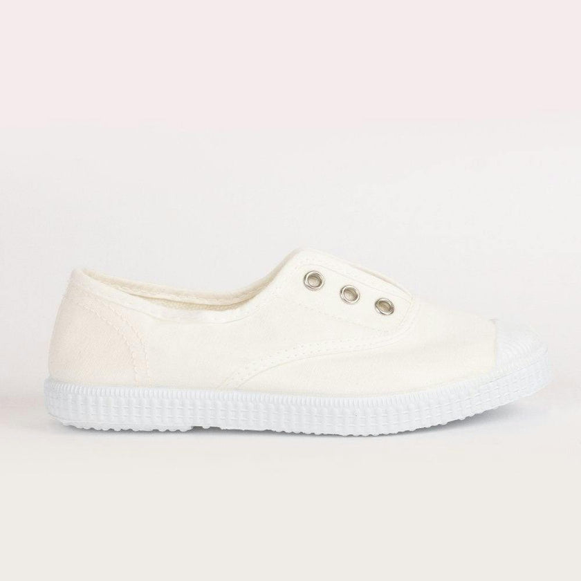 Hampton Canvas Plum Plimsolls in White