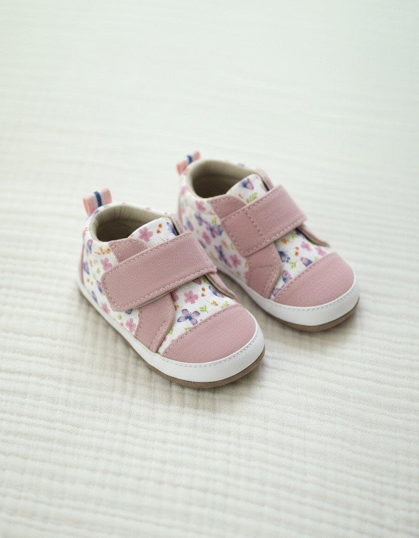 Rina First Kicks in Pink