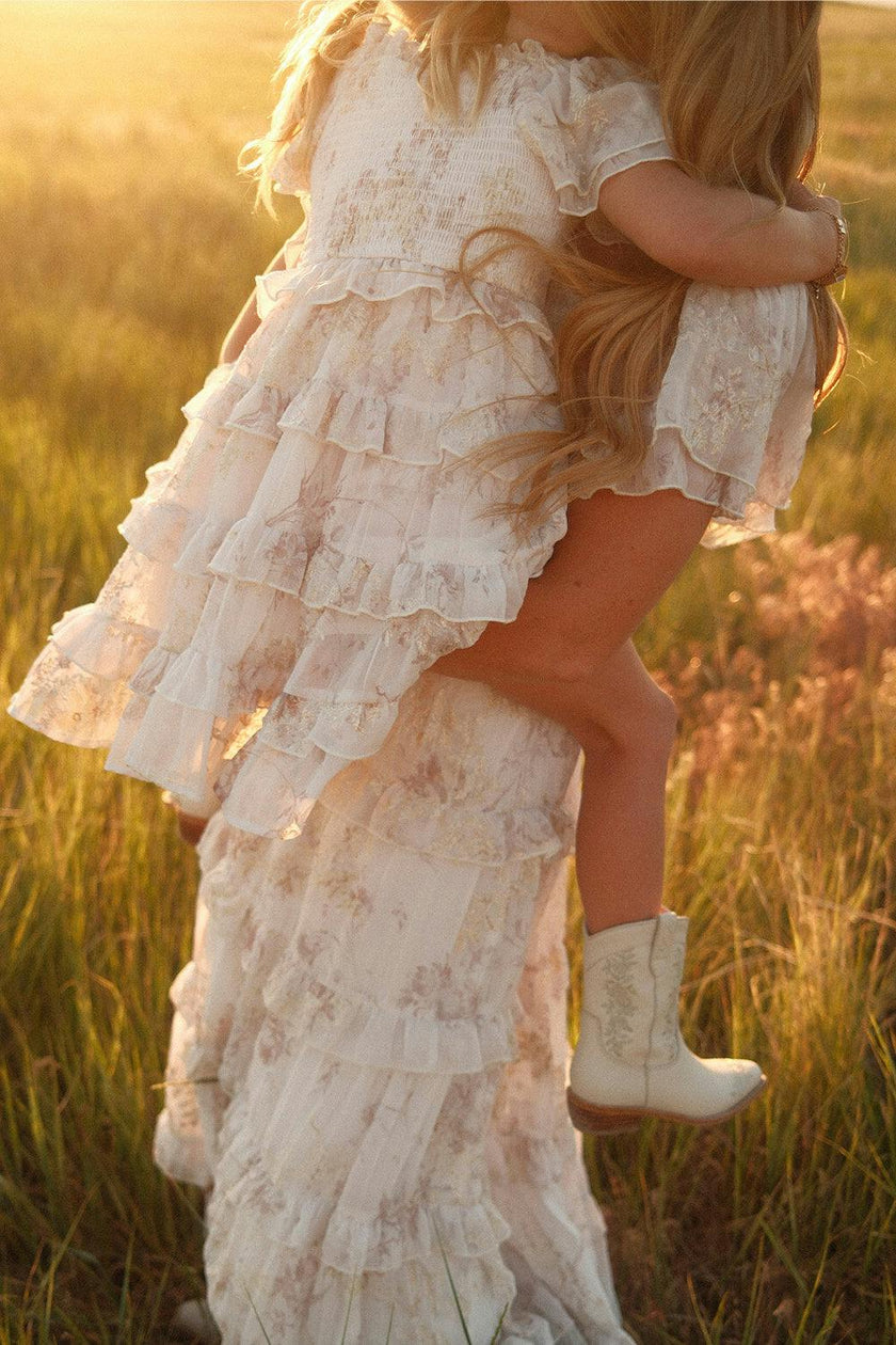 Winnie Dress in Bright White Wispy Wildflower