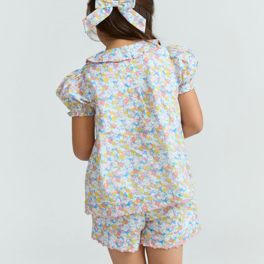 girls jasmine blossom puff sleeve top and short set