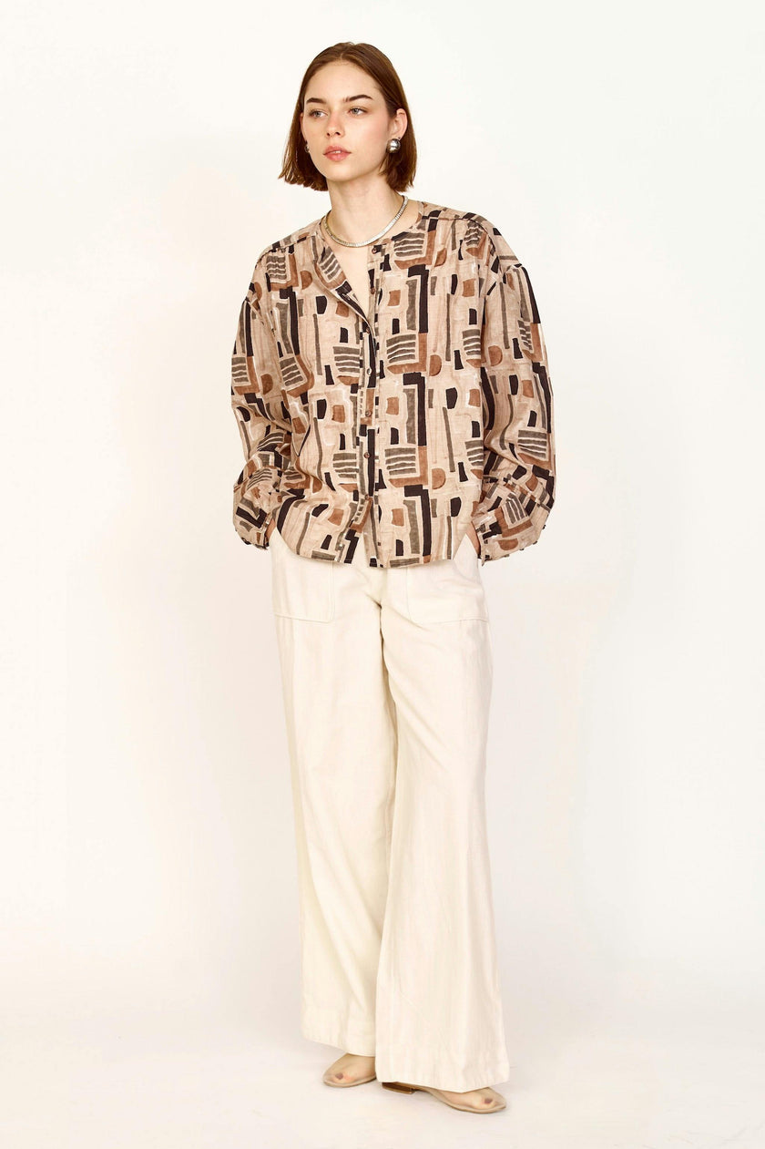 Dakota Blouse in Sand Labyrinth