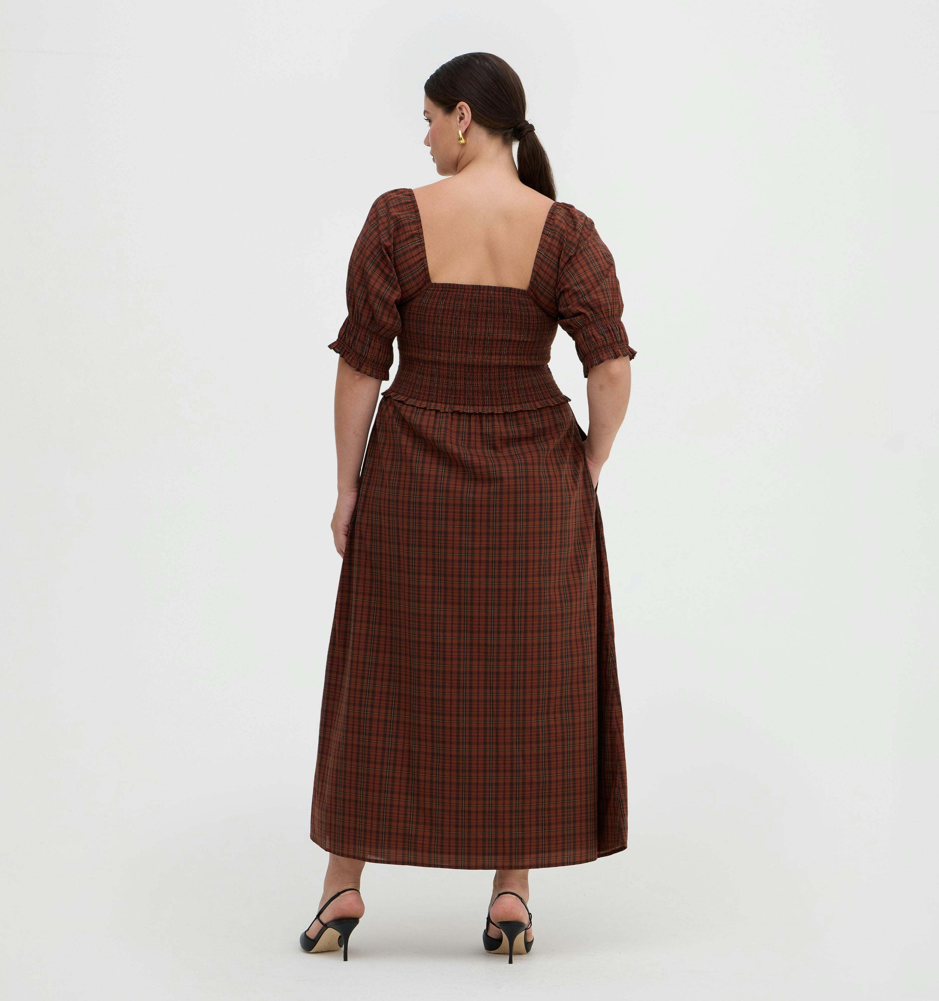 The Malene Nap Dress - Chestnut Plaid