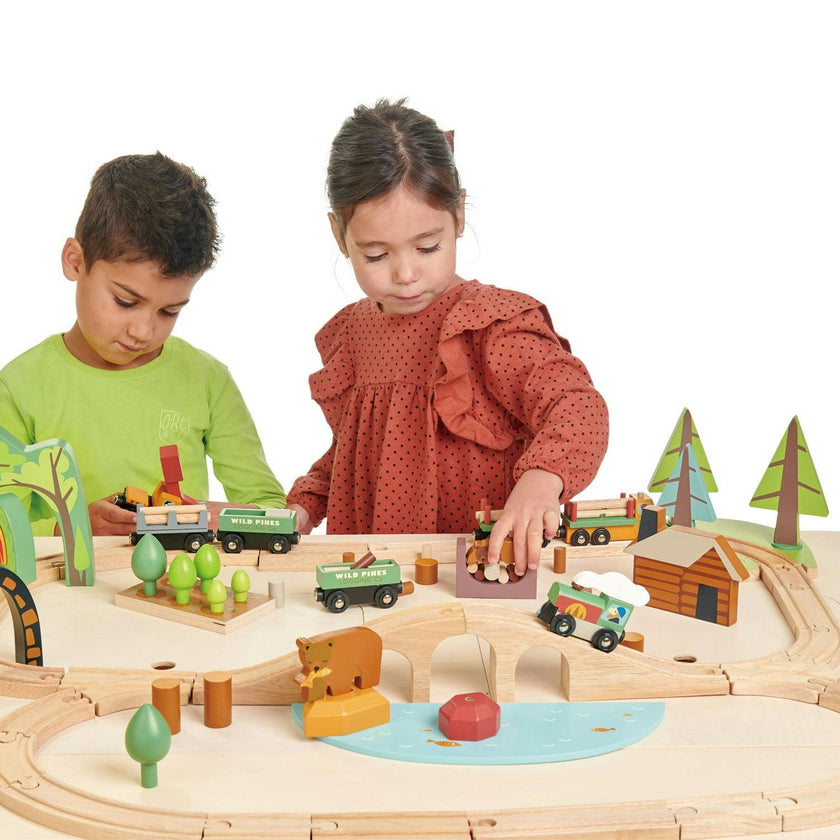 Wild Pines Train Set