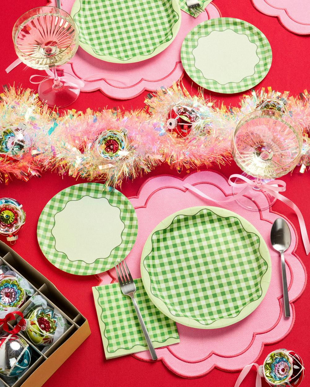 Christmas Cottage Plates Set - 32 paper plates, 2 sizes