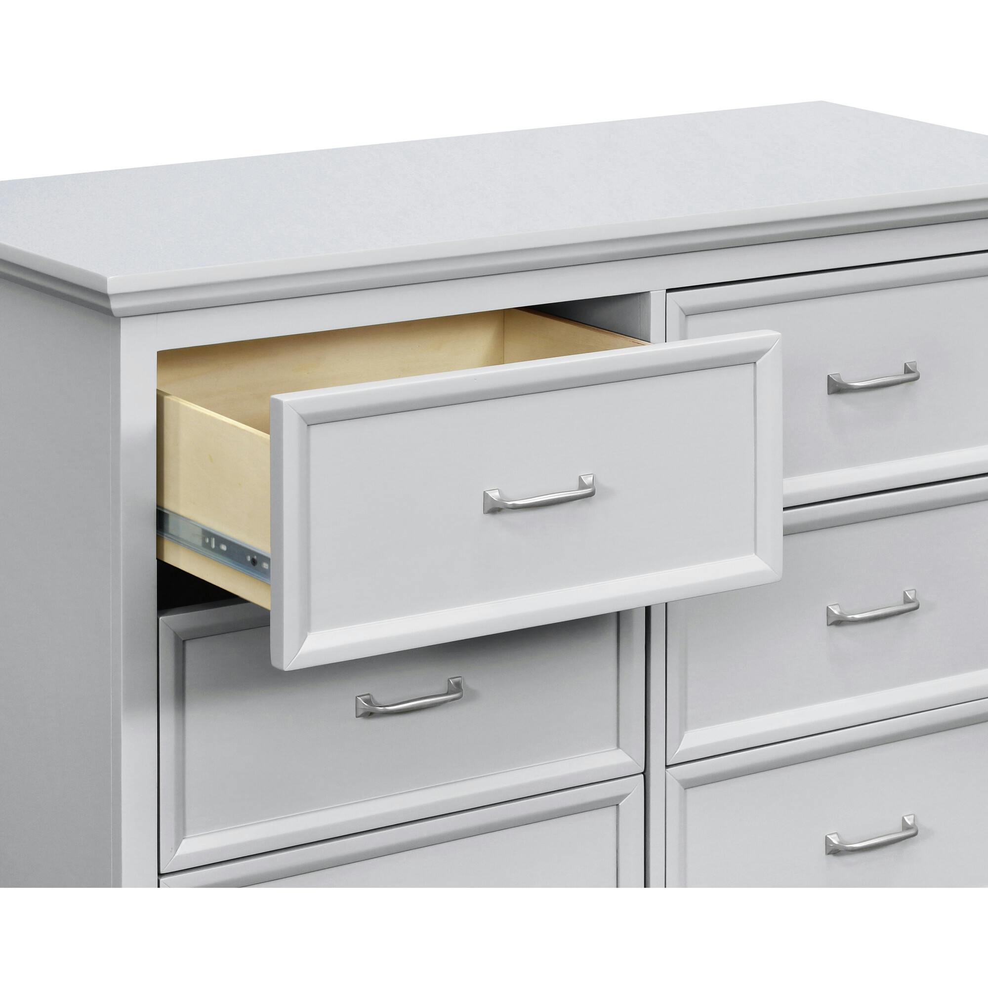 Foothill-Louis 6-Drawer Dresser