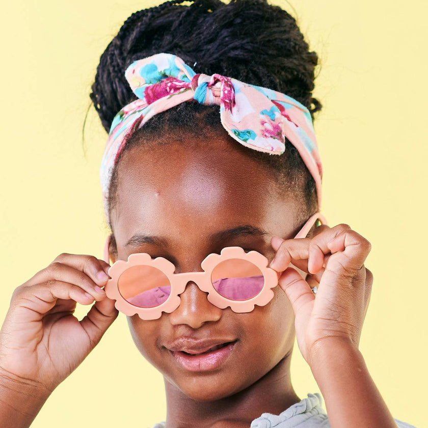 Polarized Flower: Rose Gold Mirrored Lens