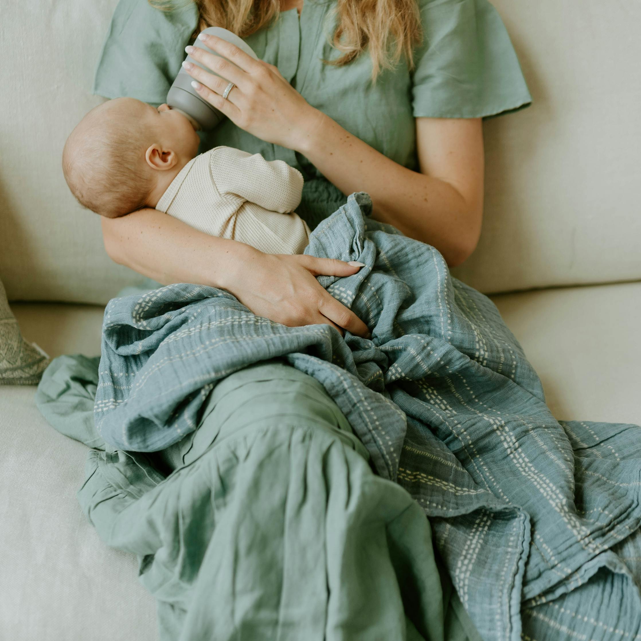 Organic Cotton Muslin Swaddle Blanket 2 Pack - Animal Crackers