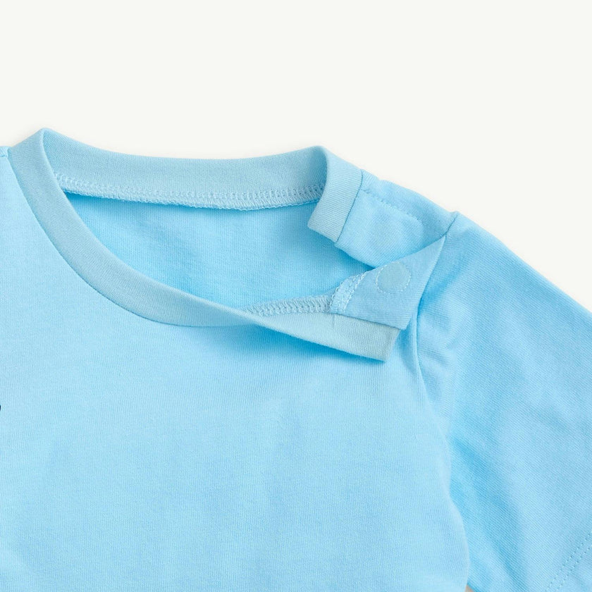 Magnetic Peek-A-Pocket T-Shirt & Shorts Set