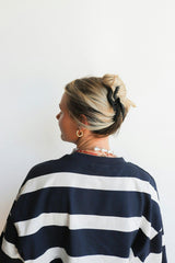 KAXI WAVY MIDI HOLD EVERYTHING CLAW