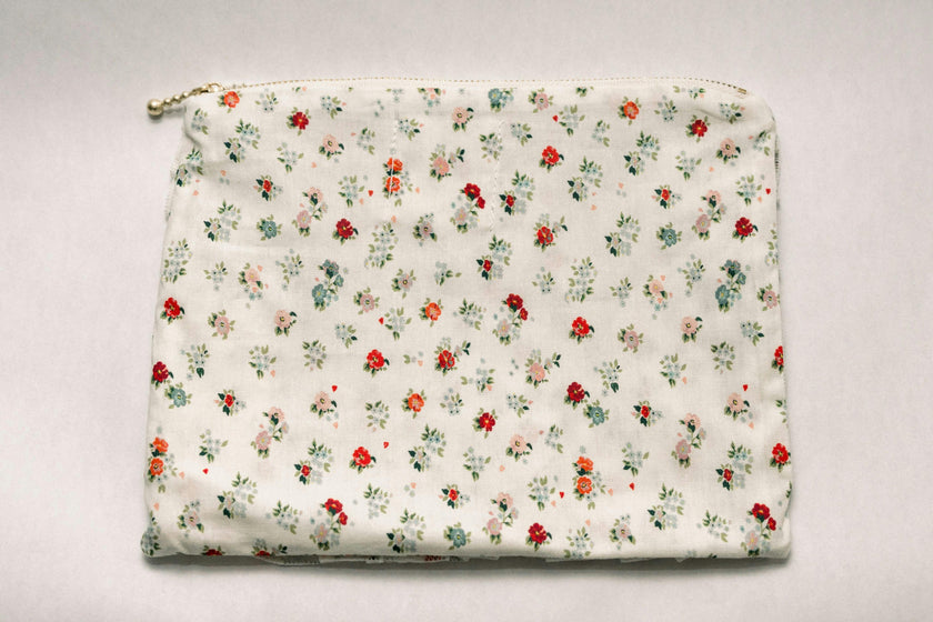 Petite Bouquet Timeless Floral Ruffle Zipper Pouch