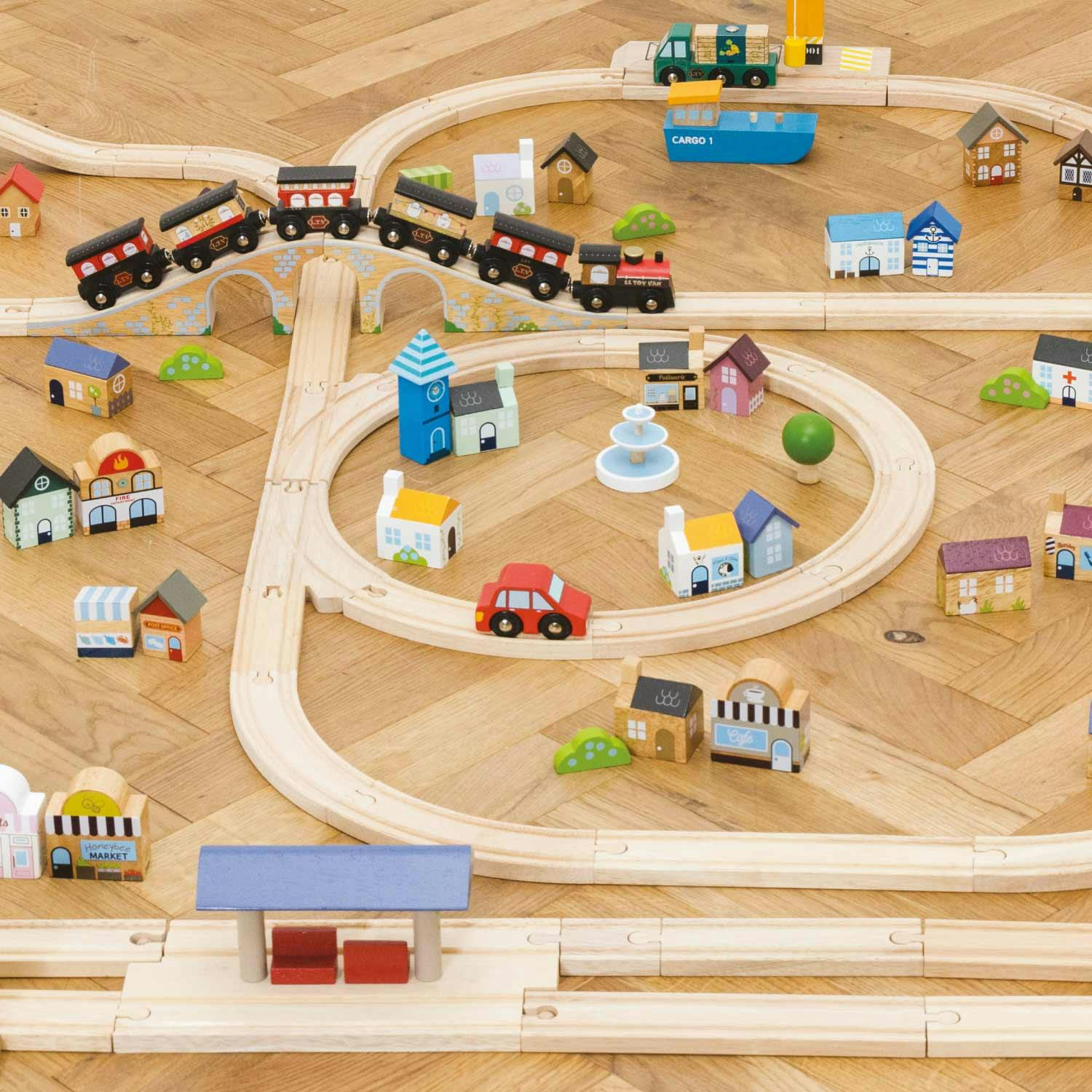 Royal Express Train Set