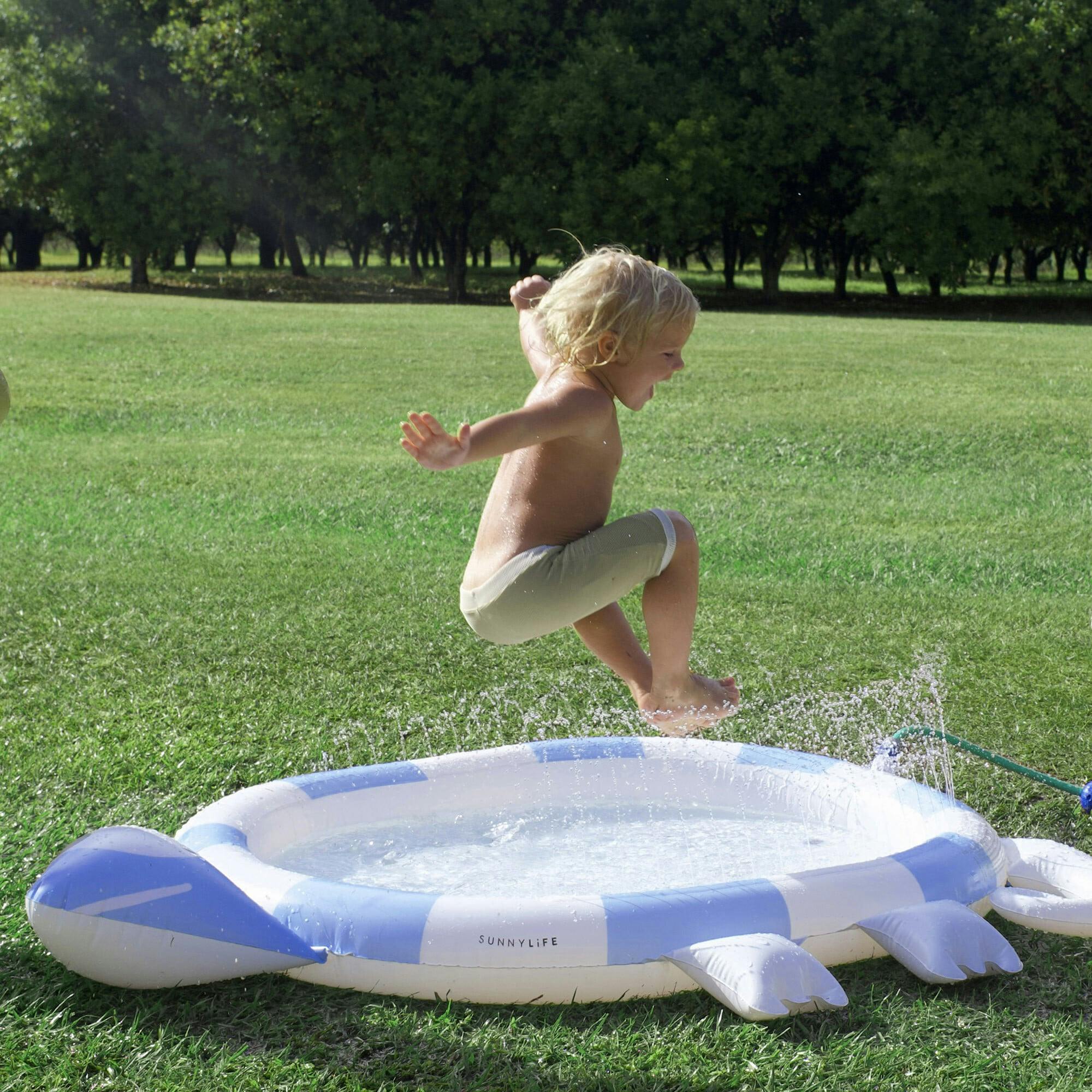 Kids Sprinkler Mat: Into The Wild Blue Lizard