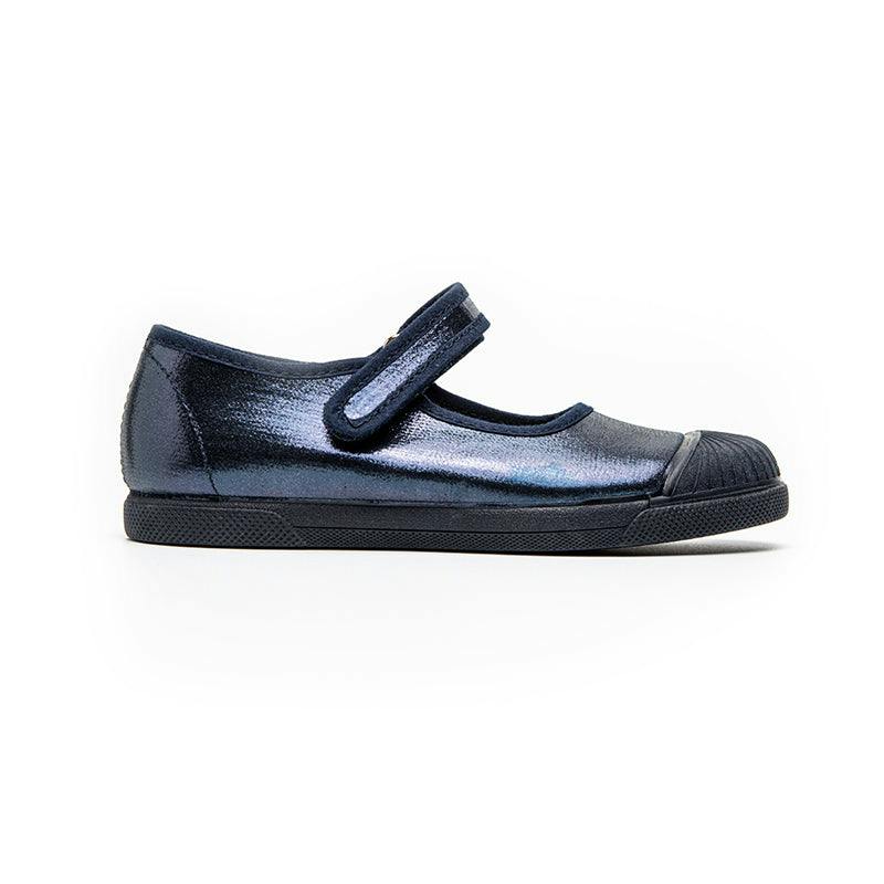 Mika Navy