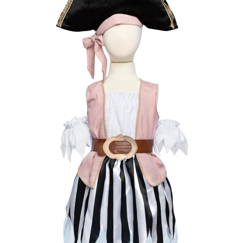 Kira the Pirate Girl