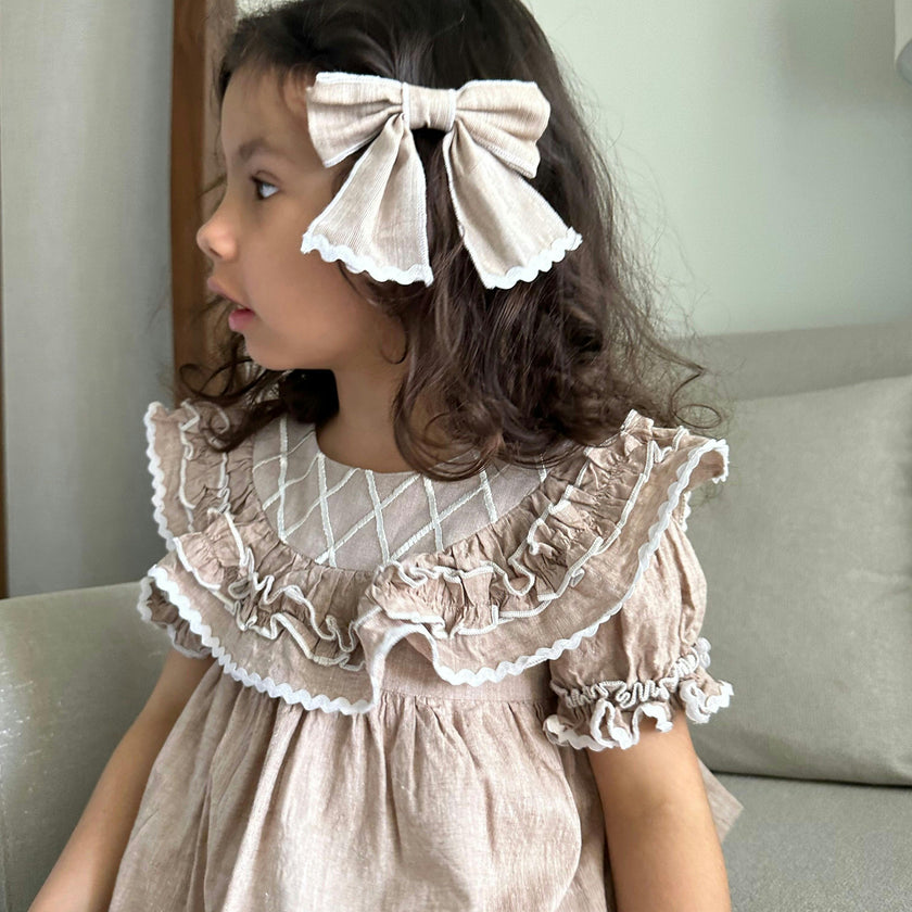 Ashlyn Linen Petite Hair Bow