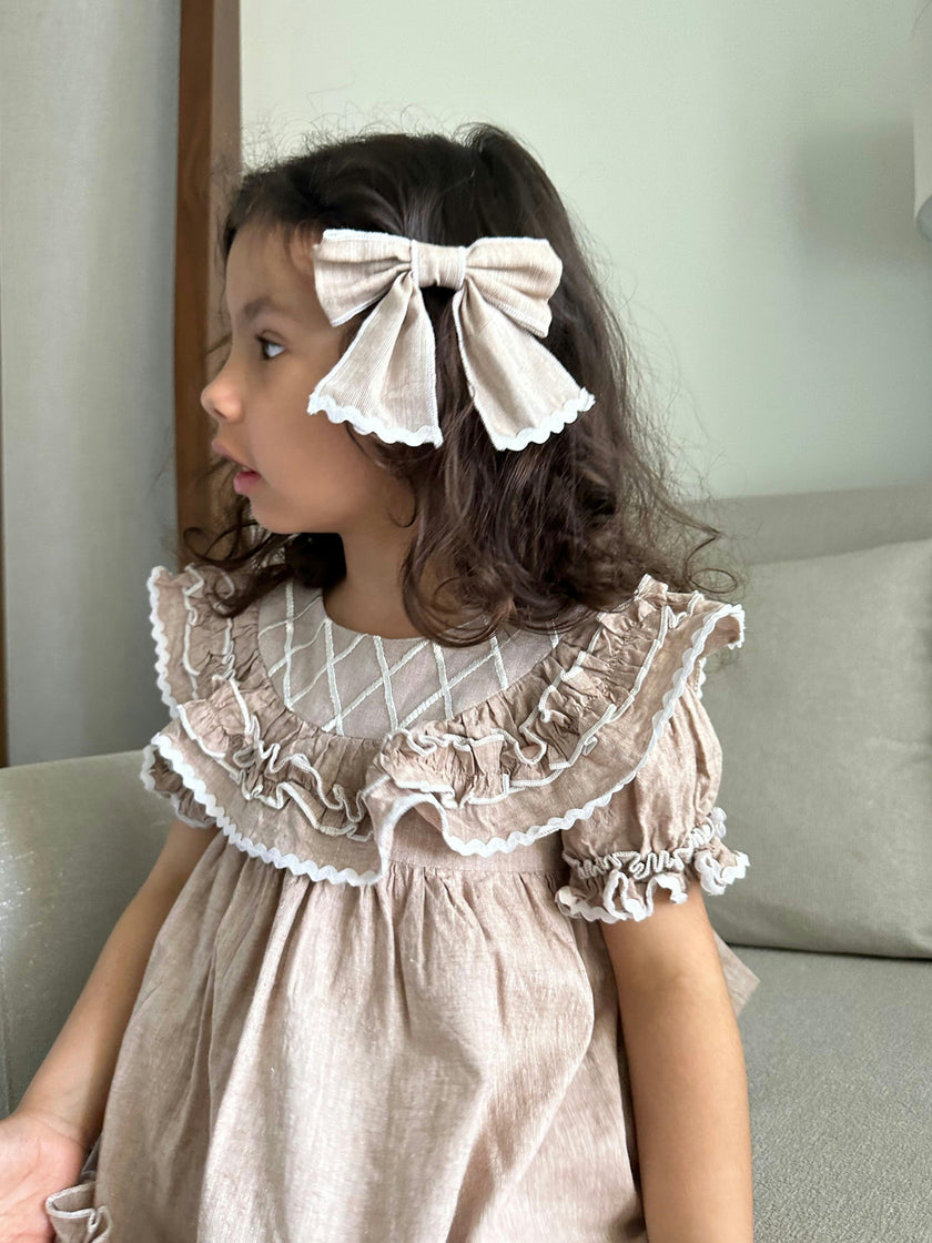 Ashlyn Linen Petite Hair Bow