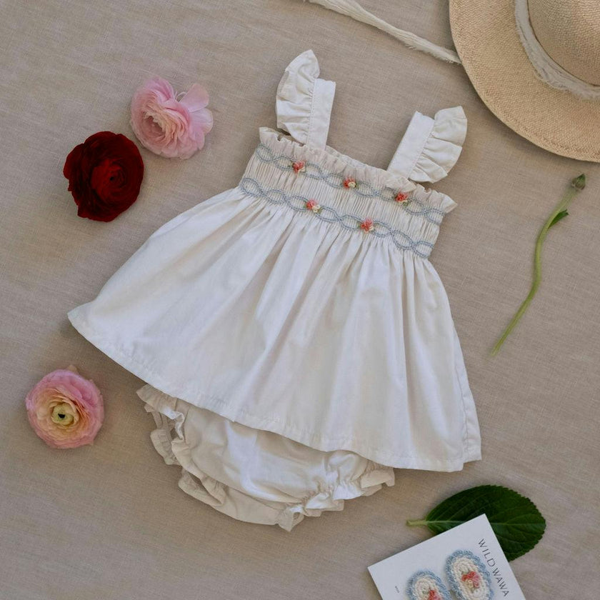 Embroidered Flutter Set in Ivory