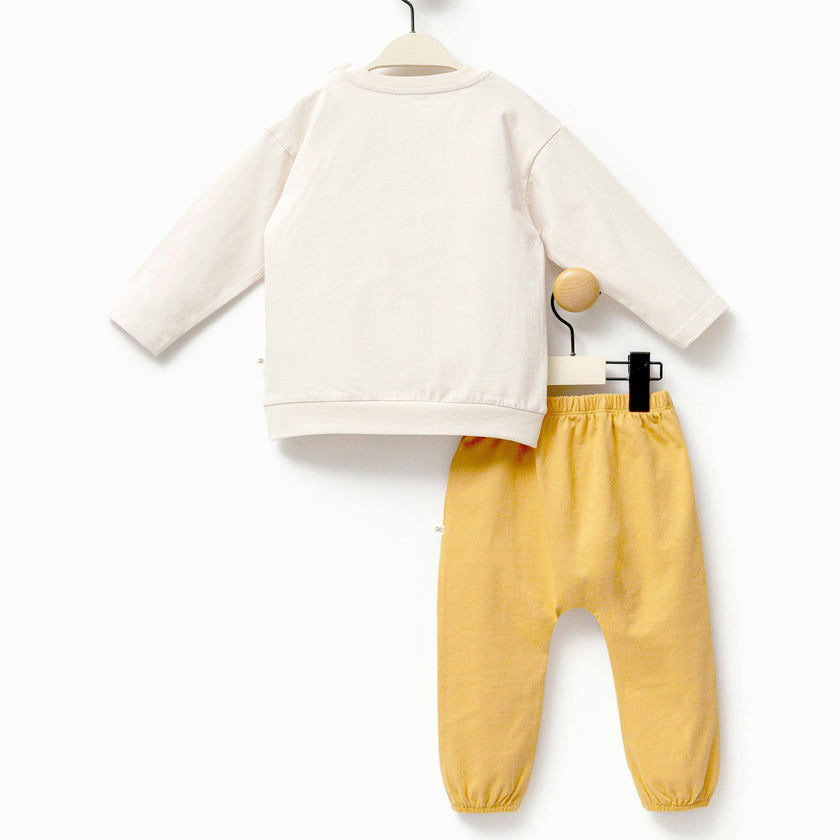 Beige Chicken Graphic Outfit