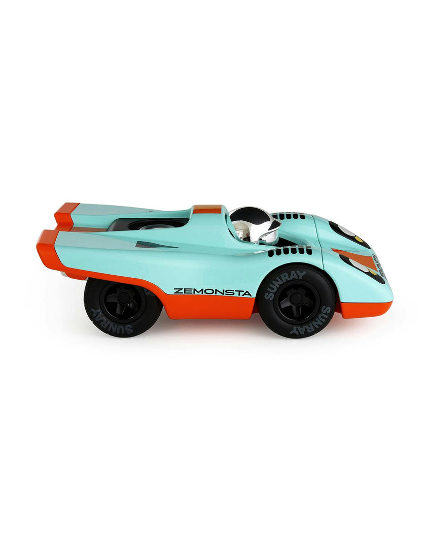 Car ZEMONSTA