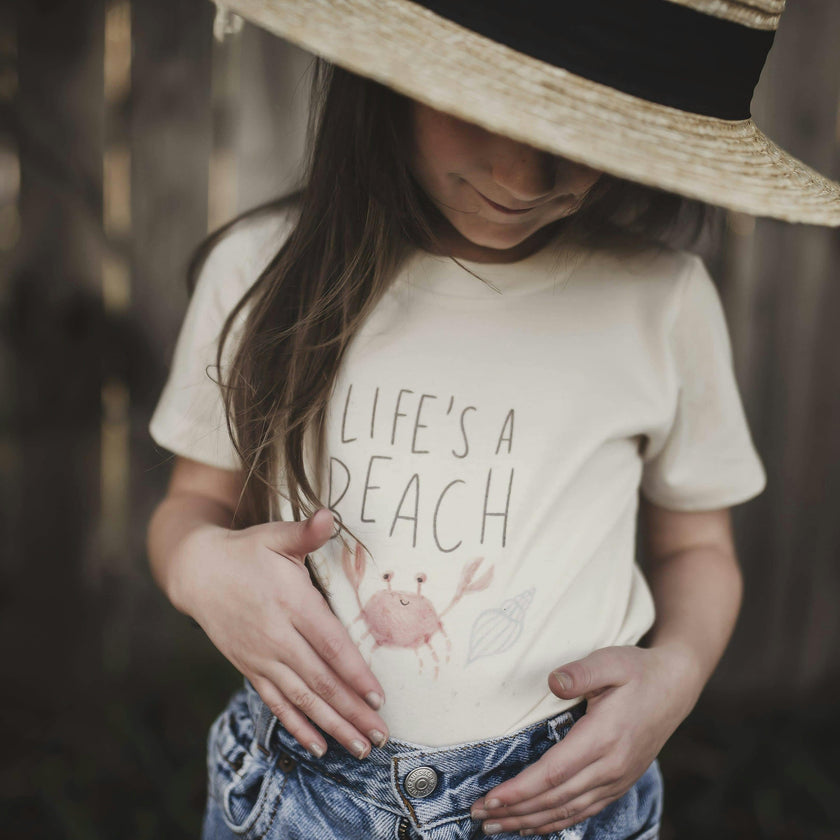 graphic tee | life’s a beach