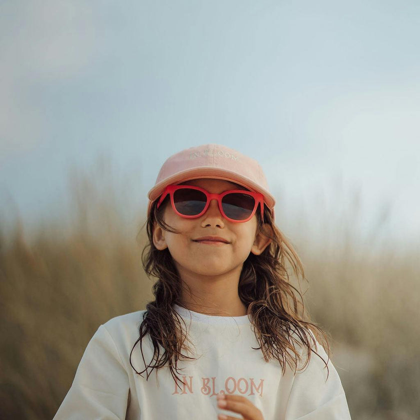 Classic Wayfarer Sustainable Sunglasses | Bio-Based · Bendable · Polarized | Bubble Gum