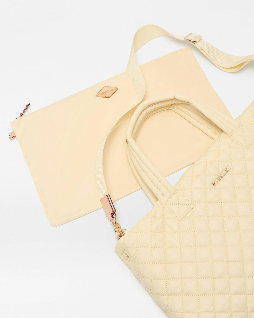 Chamomile Small Metro Tote Deluxe II