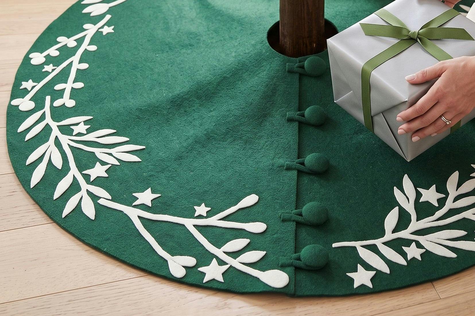 Handmade Felt Cream Branches and Stars Green Christmas Tree Skirt 60