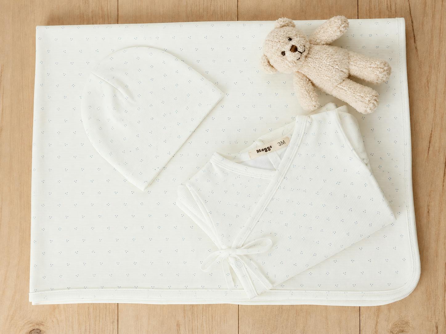 Wrap With Dot Print Footie