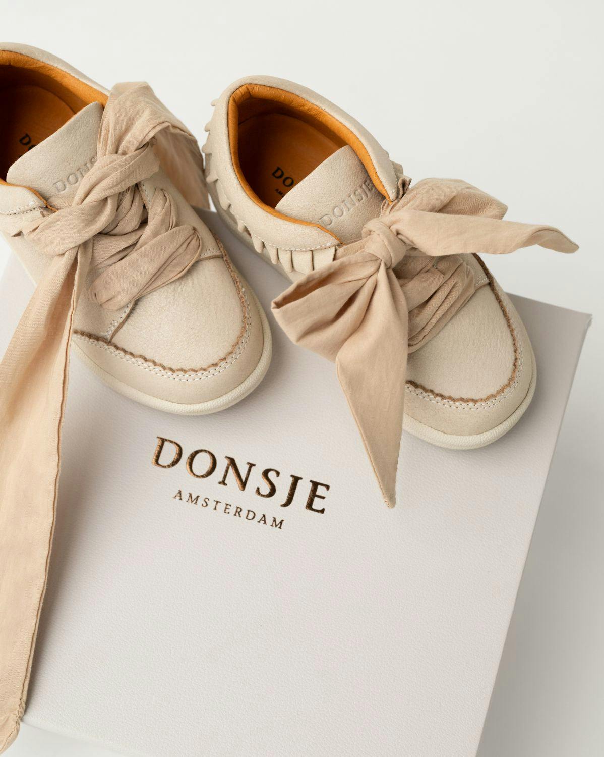 Lexley Sneakers | Cream Leather