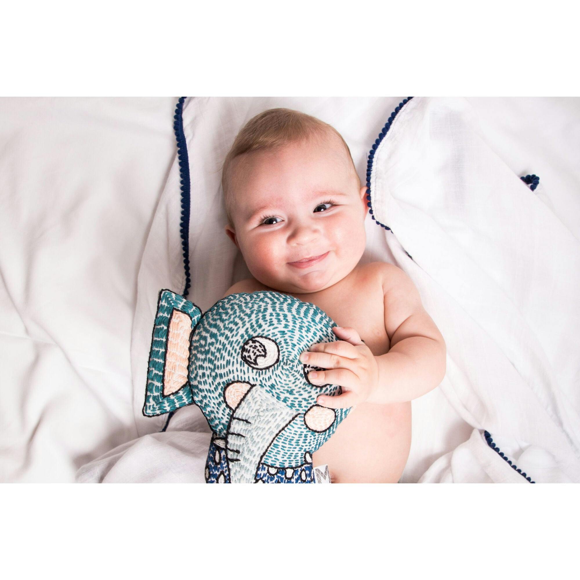 Bamboo Pom Pom Swaddle