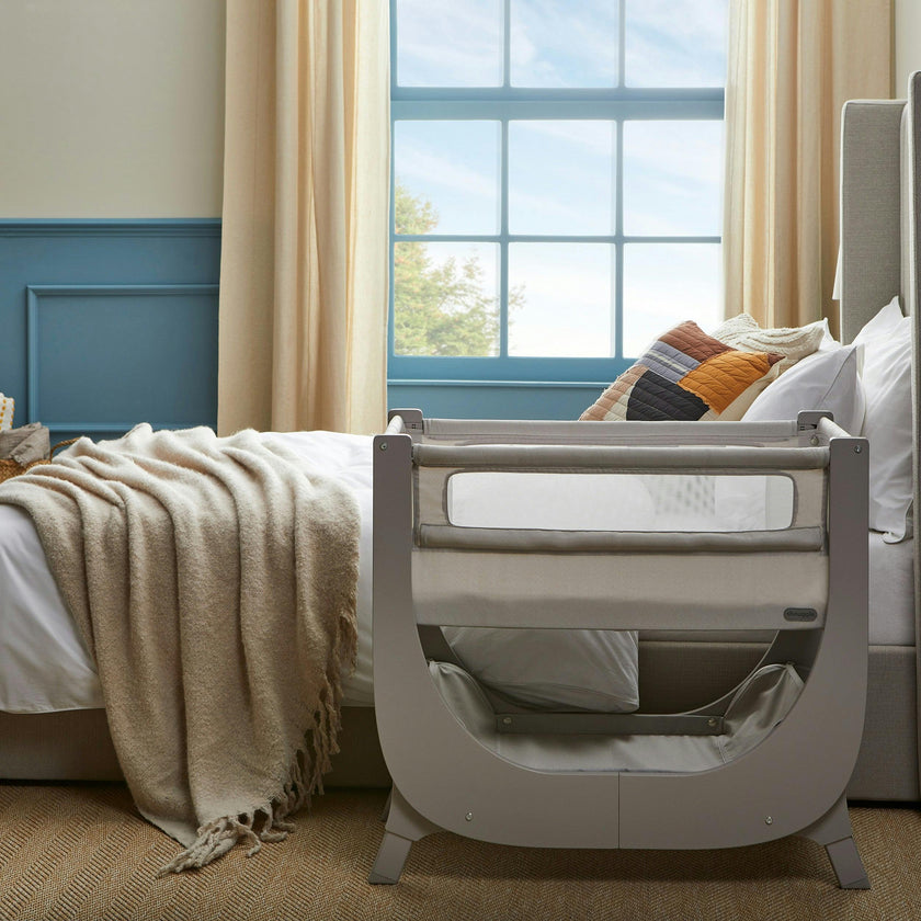 Shnuggle Air Lite Bedside Bassinet | Infant Crib | Height Adjustable Baby Bed with Mattress + 1 Waterproof + 2 White Sheets
