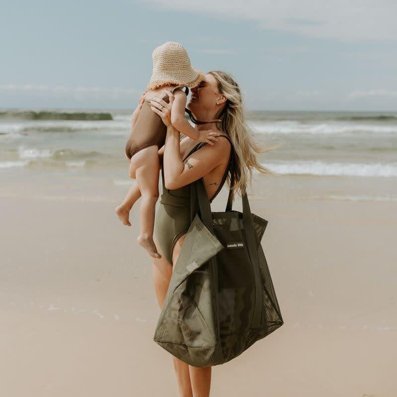 Beach Hauler™ Mesh Beach Bag - Pandanus
