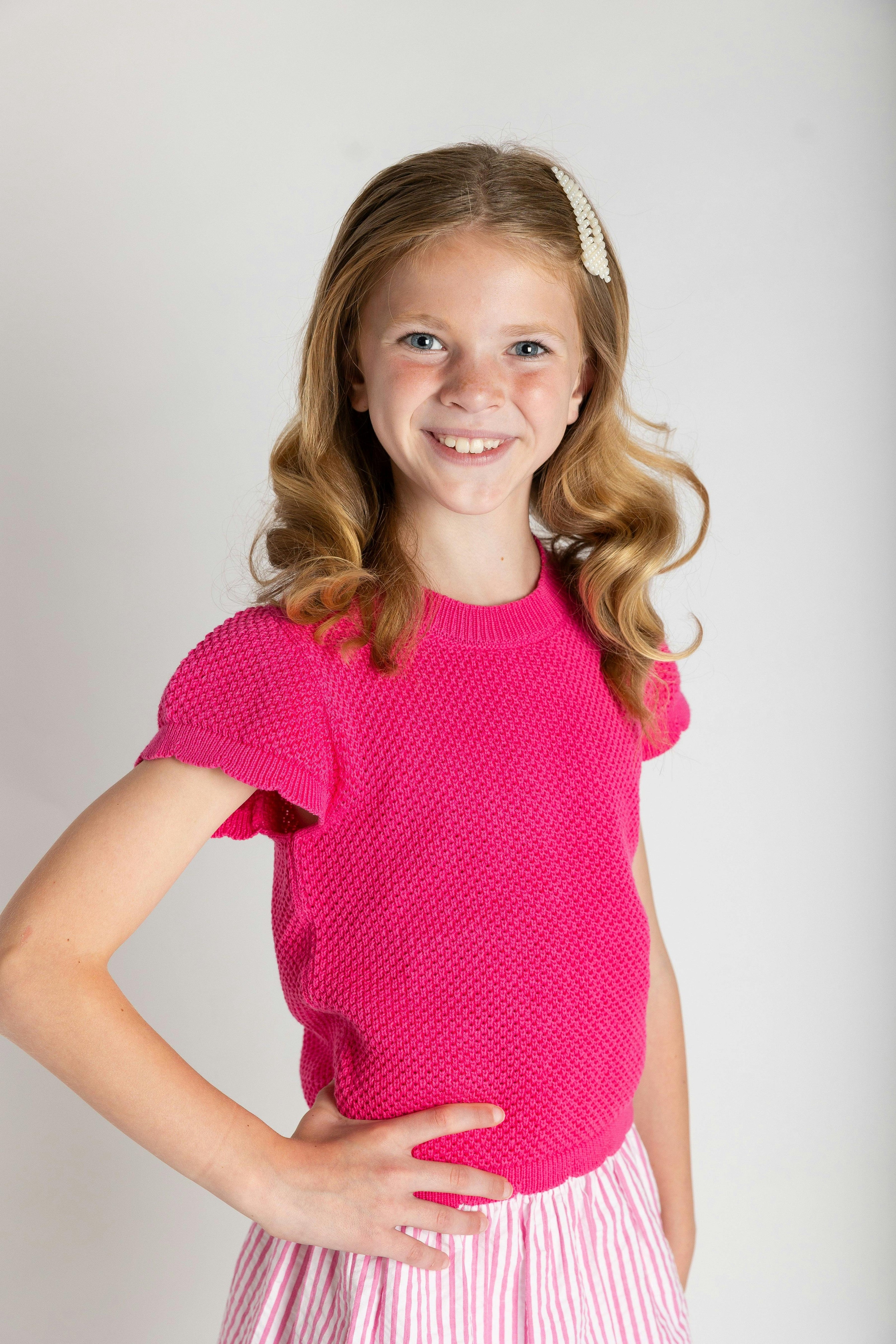 Short Sleeve Sweater With Scallop Edges