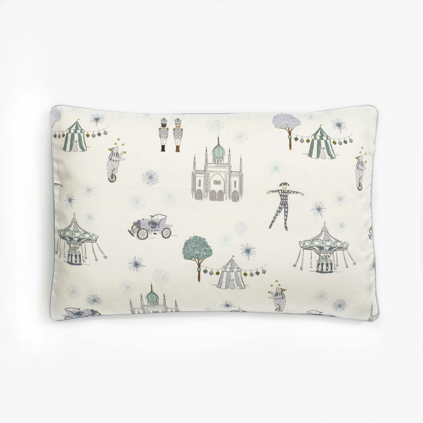 Adventures in Wonderland Toddler Pillow Set, Prints