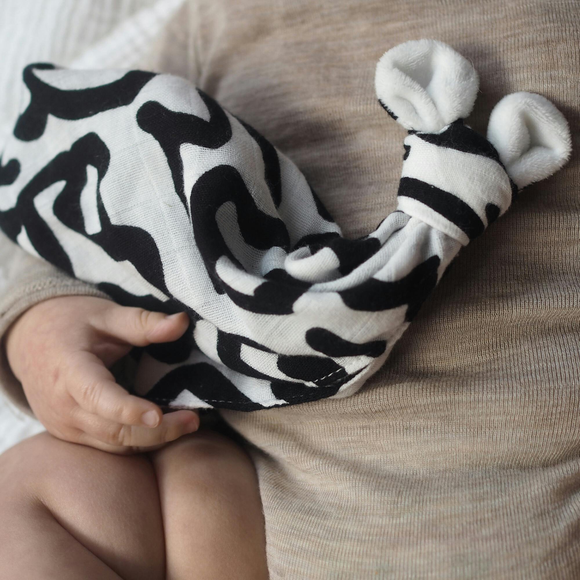 Etta Loves X Keith Haring 'Baby' Double Lay Knotted Muslin Lovey