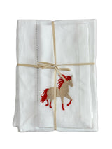 Placemat & napkin - Cavalcade embroidery