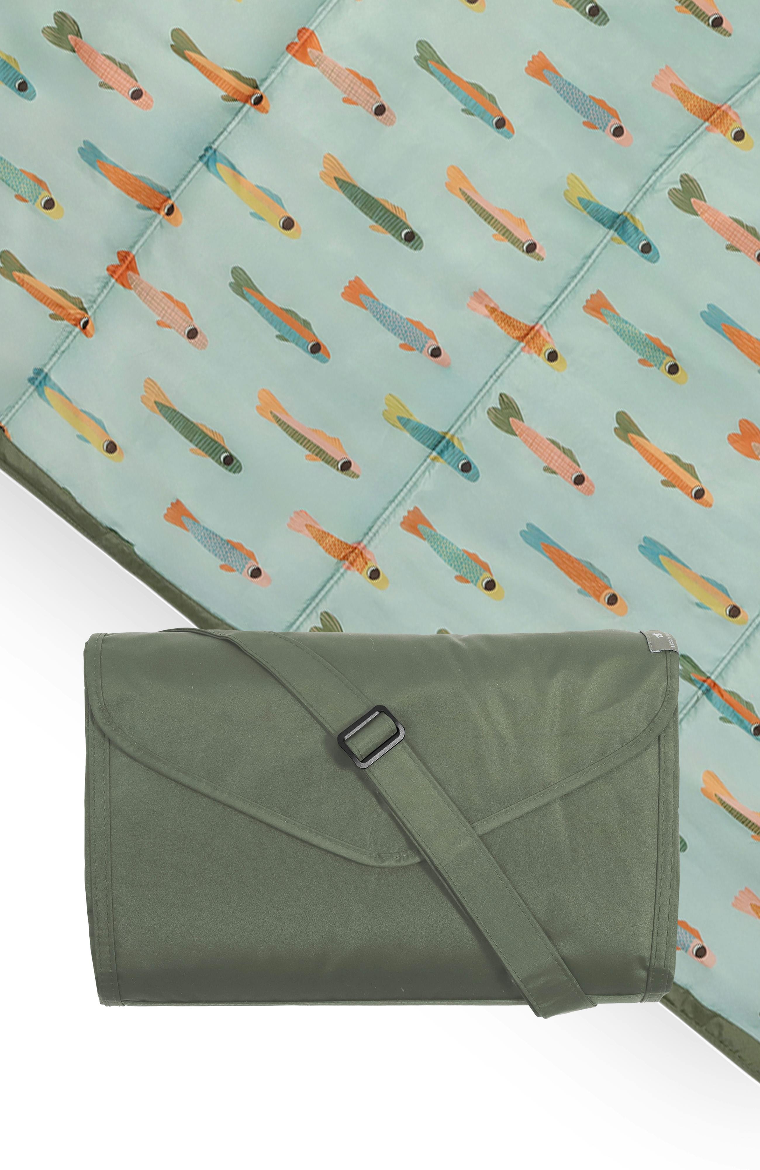 Outdoor Blanket - Minnow Pond