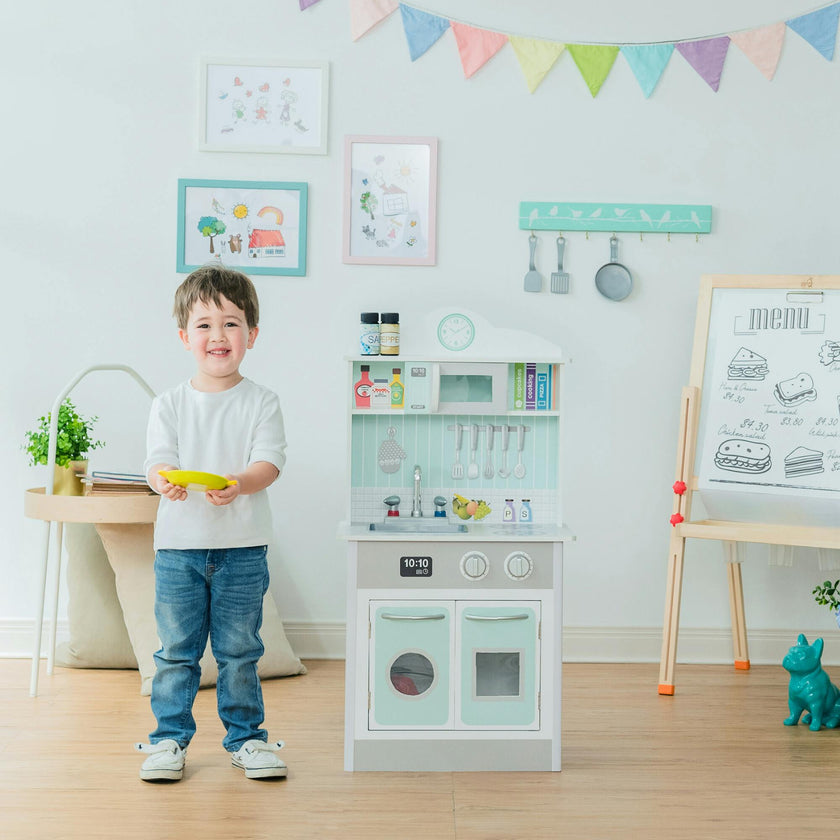 Little Chef Madrid Classic Play Kitchen