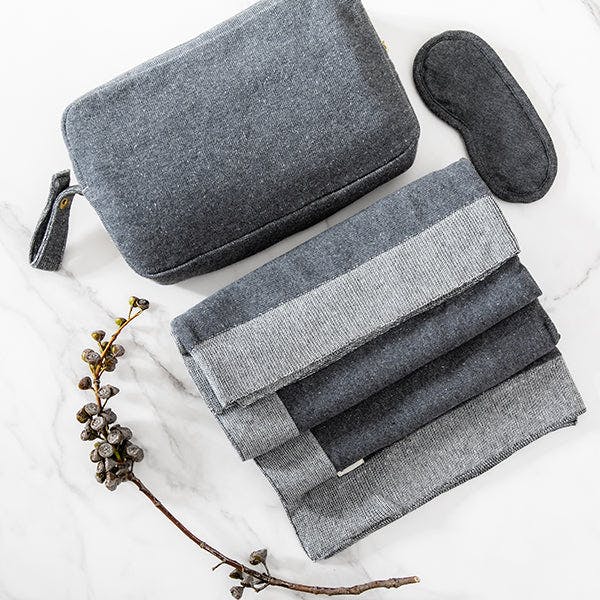 Reversible Solid Throw Set