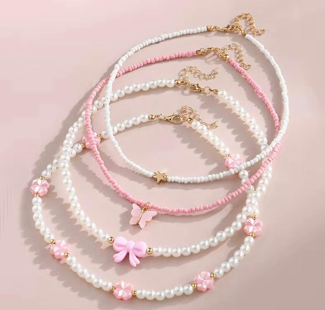 Beaded neckless flower pearl