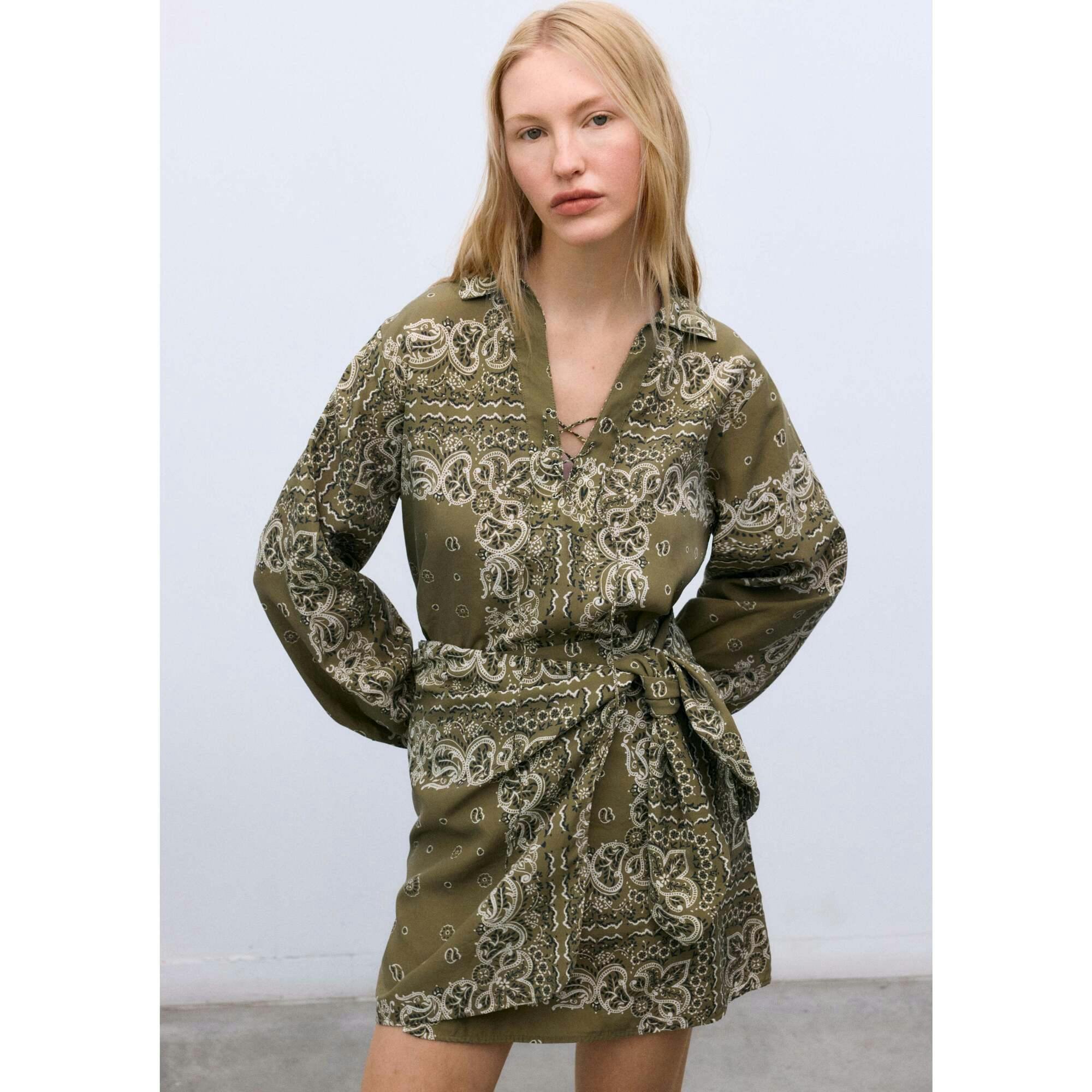 Waterlily Woman Skirt Bandana Print
