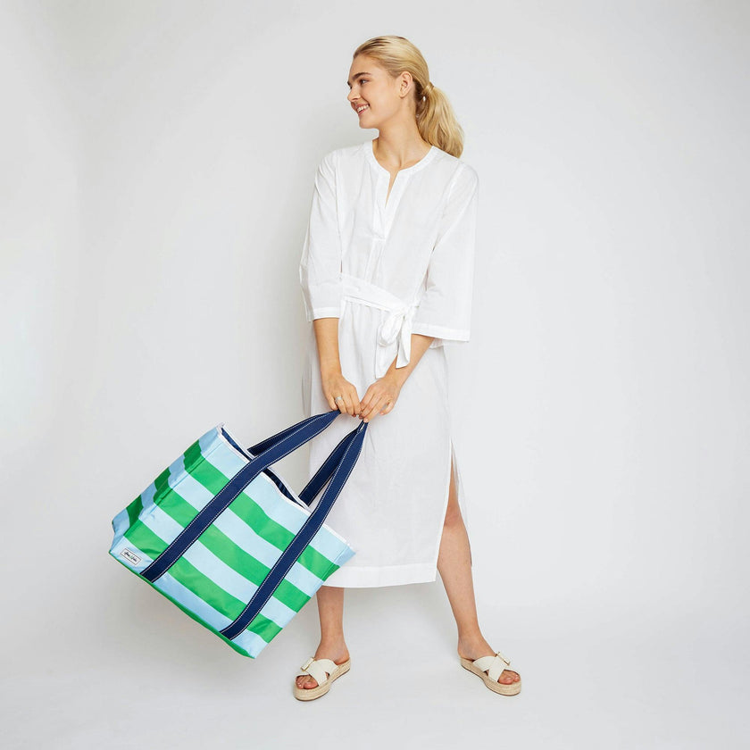 Grasshopper Sun & Sea Tote
